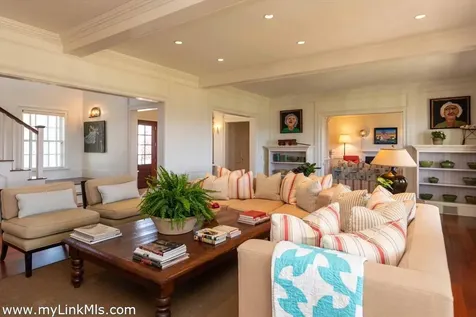 25 Lelands Path Edgartown MA 02539