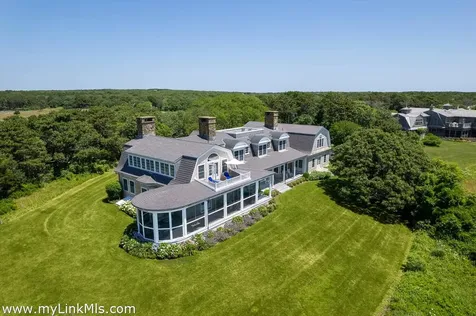 25 Lelands Path Edgartown MA 02539