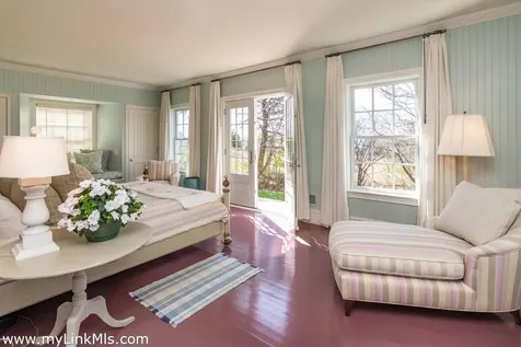 25 Lelands Path Edgartown MA 02539