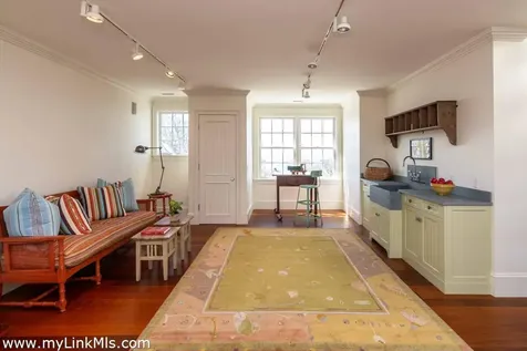 25 Lelands Path Edgartown MA 02539