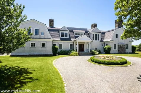 25 Lelands Path Edgartown MA 02539