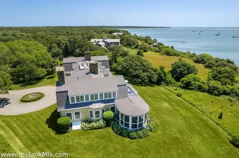 25 Lelands Path Edgartown MA 02539