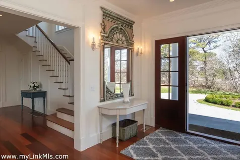 25 Lelands Path Edgartown MA 02539