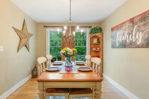 5 Bayes Hill Circle Oak Bluffs MA 02557