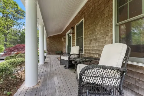 5 Bayes Hill Circle Oak Bluffs MA 02557