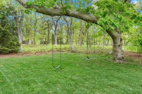 5 Bayes Hill Circle Oak Bluffs MA 02557