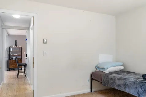 2 Upper Douglas Lane Oak Bluffs MA 02557