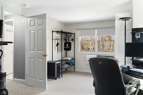 2 Upper Douglas Lane Oak Bluffs MA 02557