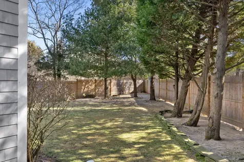 2 Upper Douglas Lane Oak Bluffs MA 02557