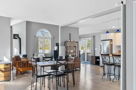 2 Upper Douglas Lane Oak Bluffs MA 02557