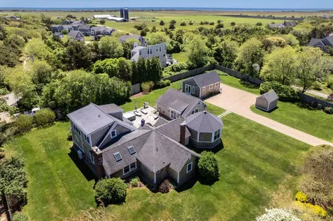 28 Crocker Drive Edgartown MA 02539