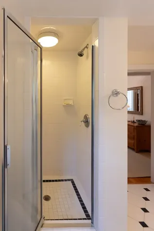 735 Franklin Street Vineyard Haven MA 02568