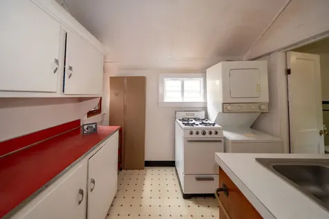 21 Rock Avenue Oak Bluffs MA 02557