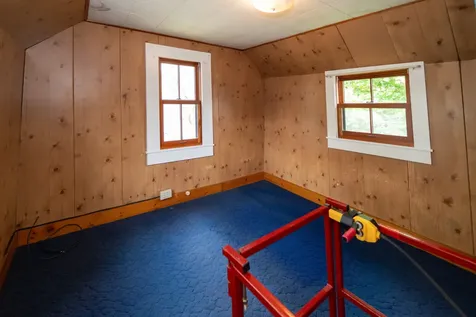 21 Rock Avenue Oak Bluffs MA 02557