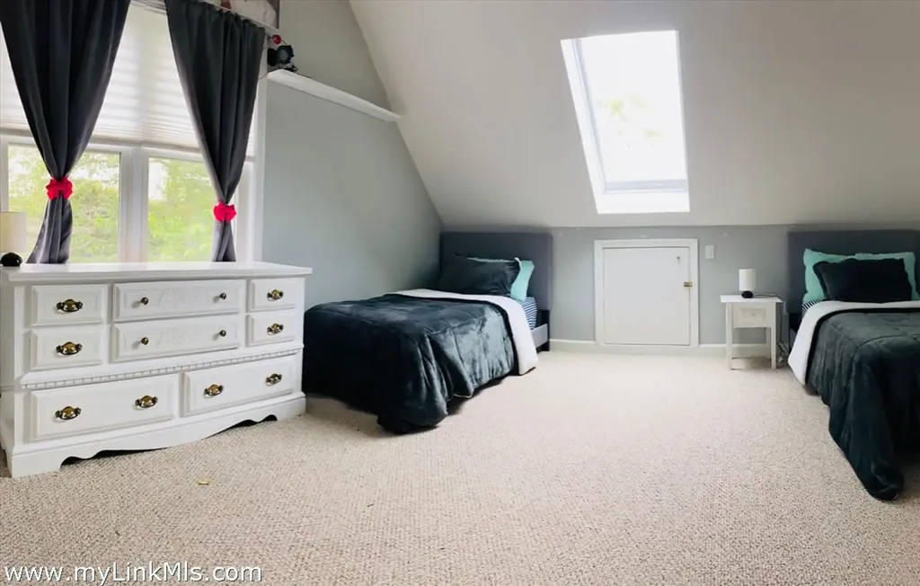 191 Spring Hill Road Vineyard Haven MA 02568