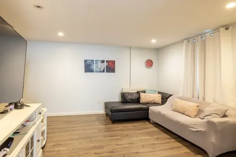 191 Spring Hill Road Vineyard Haven MA 02568