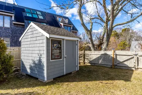 191 Spring Hill Road Vineyard Haven MA 02568