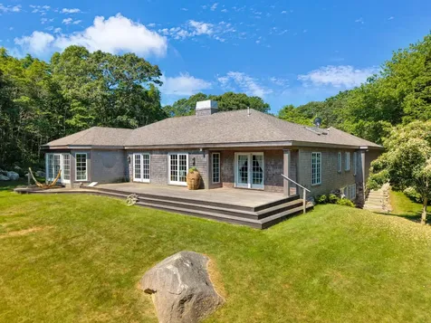 300 North Road Chilmark MA 02535