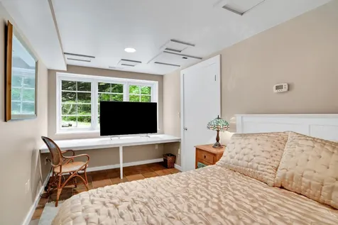 300 North Road Chilmark MA 02535