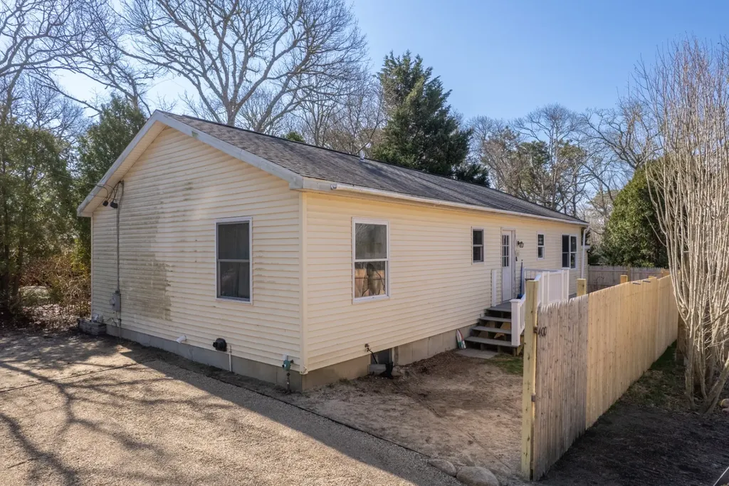 400 Edgartown Vineyard Haven Road Edgartown MA 02539