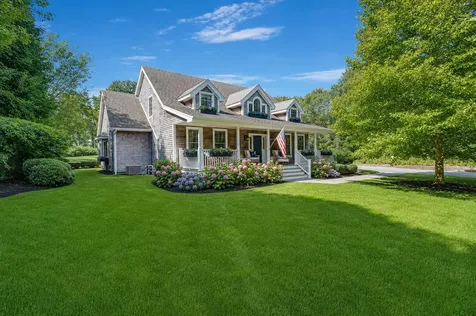 4 High Meadow Lane Oak Bluffs MA 02557