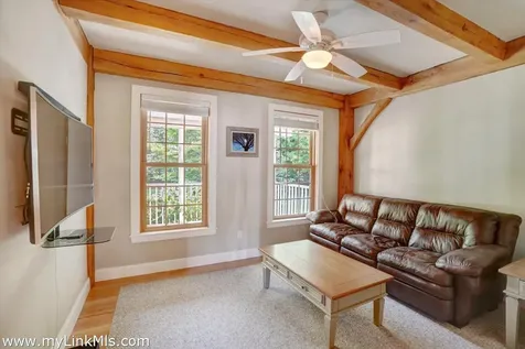 4 High Meadow Lane Oak Bluffs MA 02557