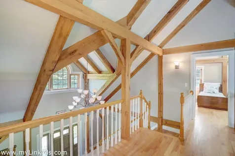 4 High Meadow Lane Oak Bluffs MA 02557