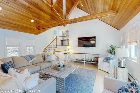 41 Smith Hollow Drive Edgartown MA 02539