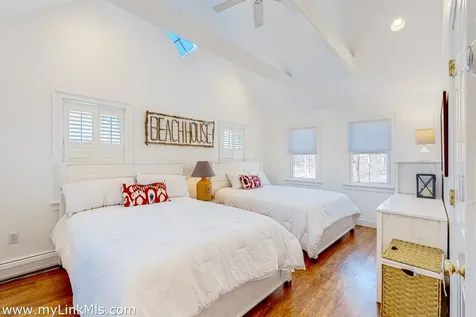 41 Smith Hollow Drive Edgartown MA 02539