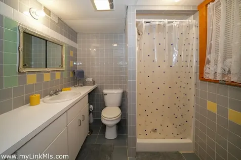 60 Prospect Avenue Oak Bluffs MA 02557