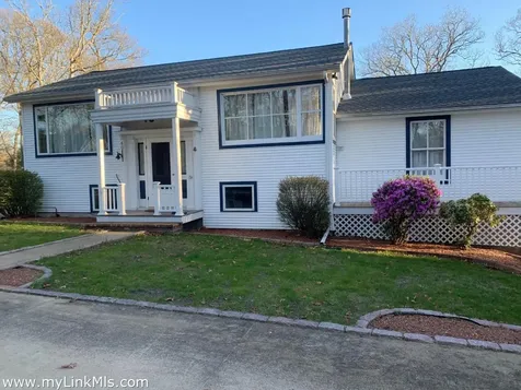 60 Prospect Avenue Oak Bluffs MA 02557