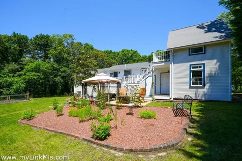 60 Prospect Avenue Oak Bluffs MA 02557