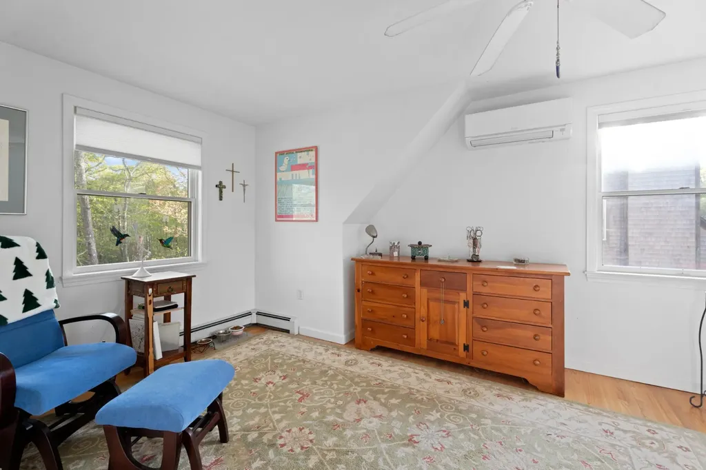 112 West Spring Street Vineyard Haven MA 02568