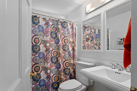 112 West Spring Street Vineyard Haven MA 02568