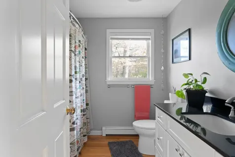 112 West Spring Street Vineyard Haven MA 02568