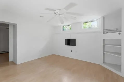 112 West Spring Street Vineyard Haven MA 02568