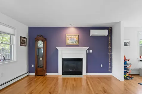 112 West Spring Street Vineyard Haven MA 02568