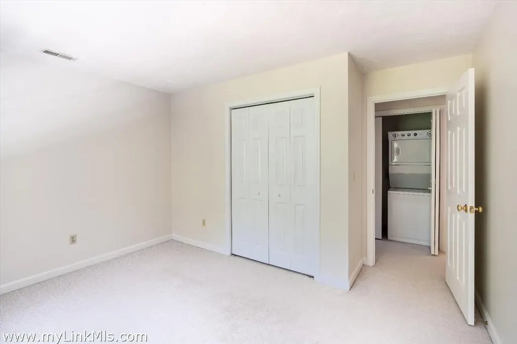 261 Sandpiper Lane Vineyard Haven MA 02539