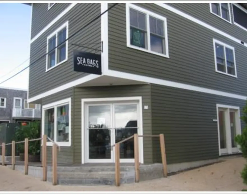 2 Union Court Vineyard Haven MA 02568