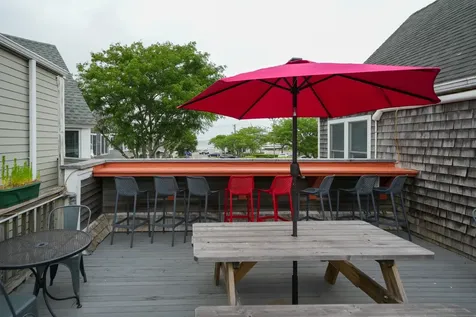 79 Beach Road Vineyard Haven MA 02568