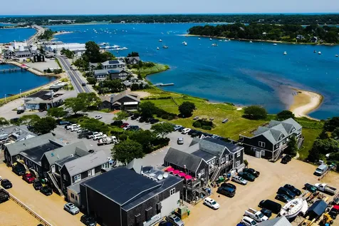 79 Beach Road Vineyard Haven MA 02568