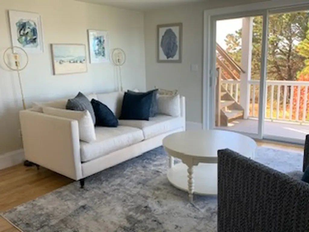 28 Beach Road Oak Bluffs MA 02557