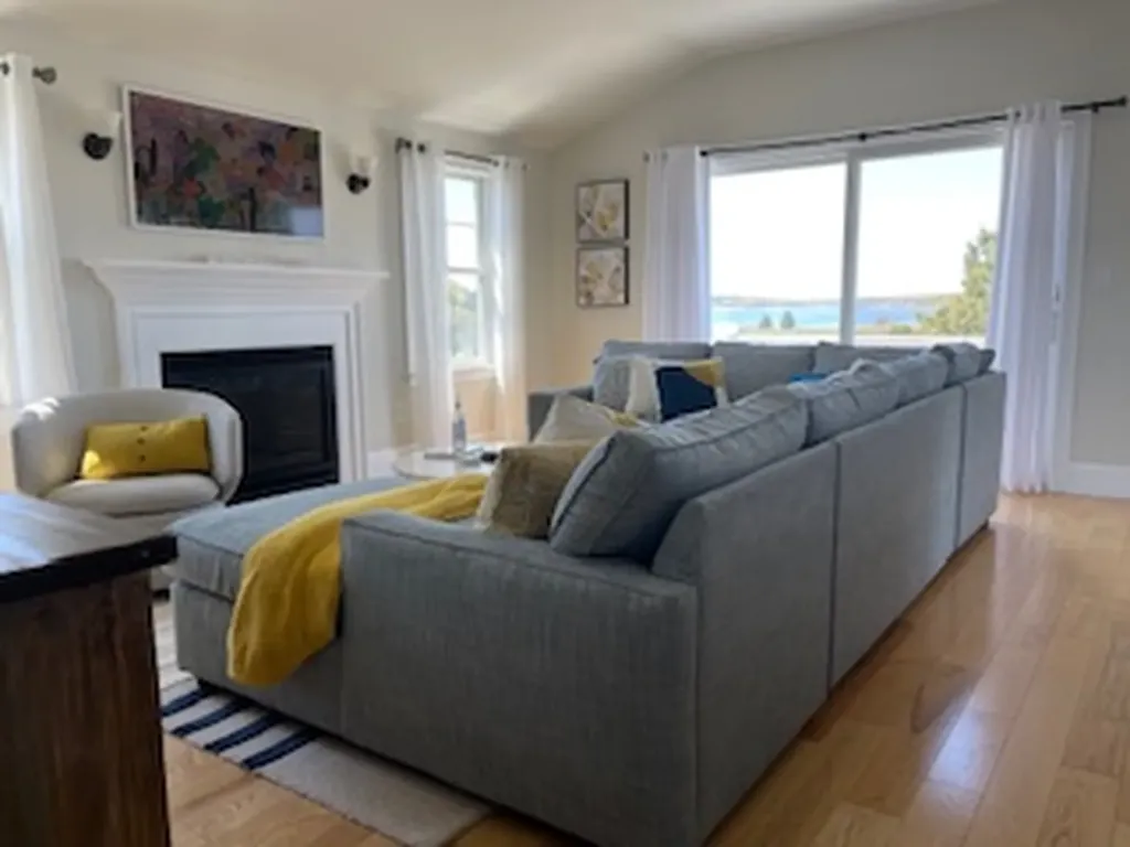 28 Beach Road Oak Bluffs MA 02557