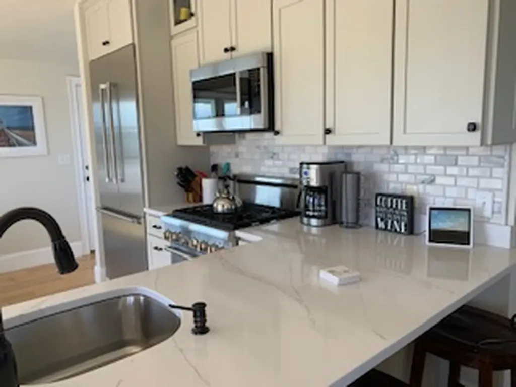 28 Beach Road Oak Bluffs MA 02557