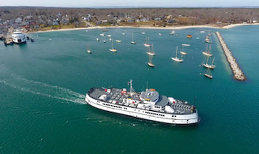 28 Beach Road Oak Bluffs MA 02557