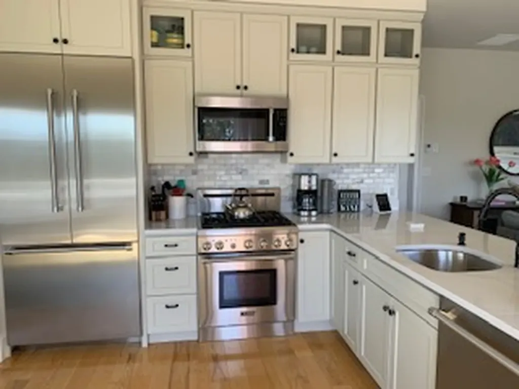 28 Beach Road Oak Bluffs MA 02557