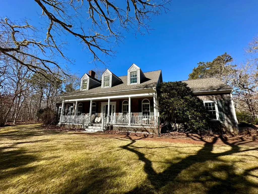35 Woody Bottom Road West Tisbury MA 02575
