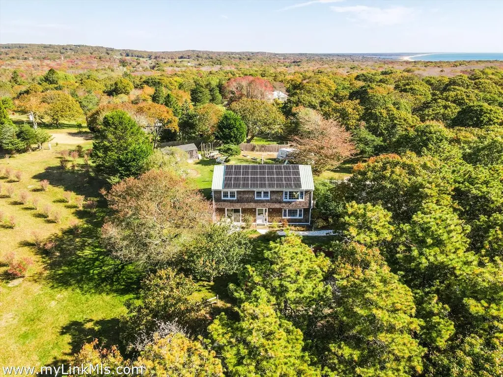 10 Rumpus Ridge Road Chilmark MA 02535