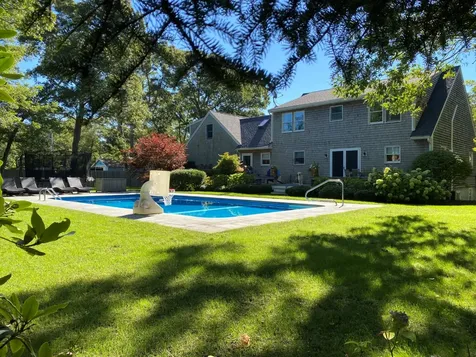 83 Dolan Avenue Vineyard Haven MA 02568