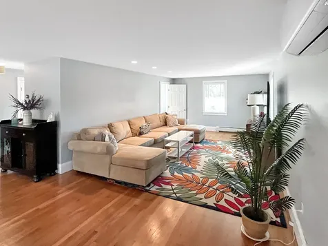 83 Dolan Avenue Vineyard Haven MA 02568